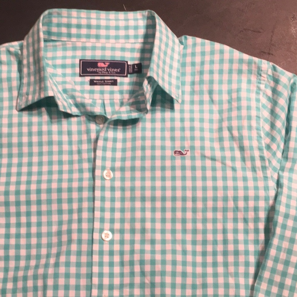 Vineyard Vines Button Down Shirt